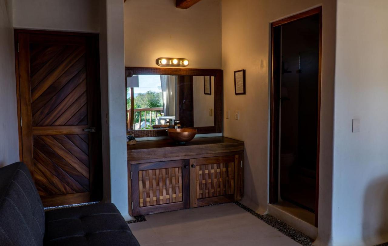 Hotel Bajito Bay Troncones Bagian luar foto